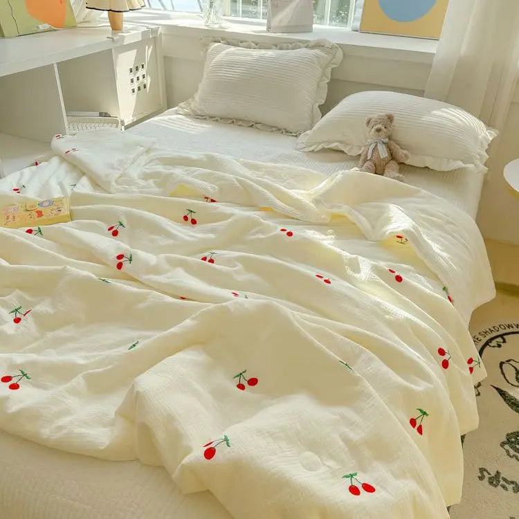 Super Soft Double Layer Yarn Summer Quilt Skin-friendly Blanket - Brass Living