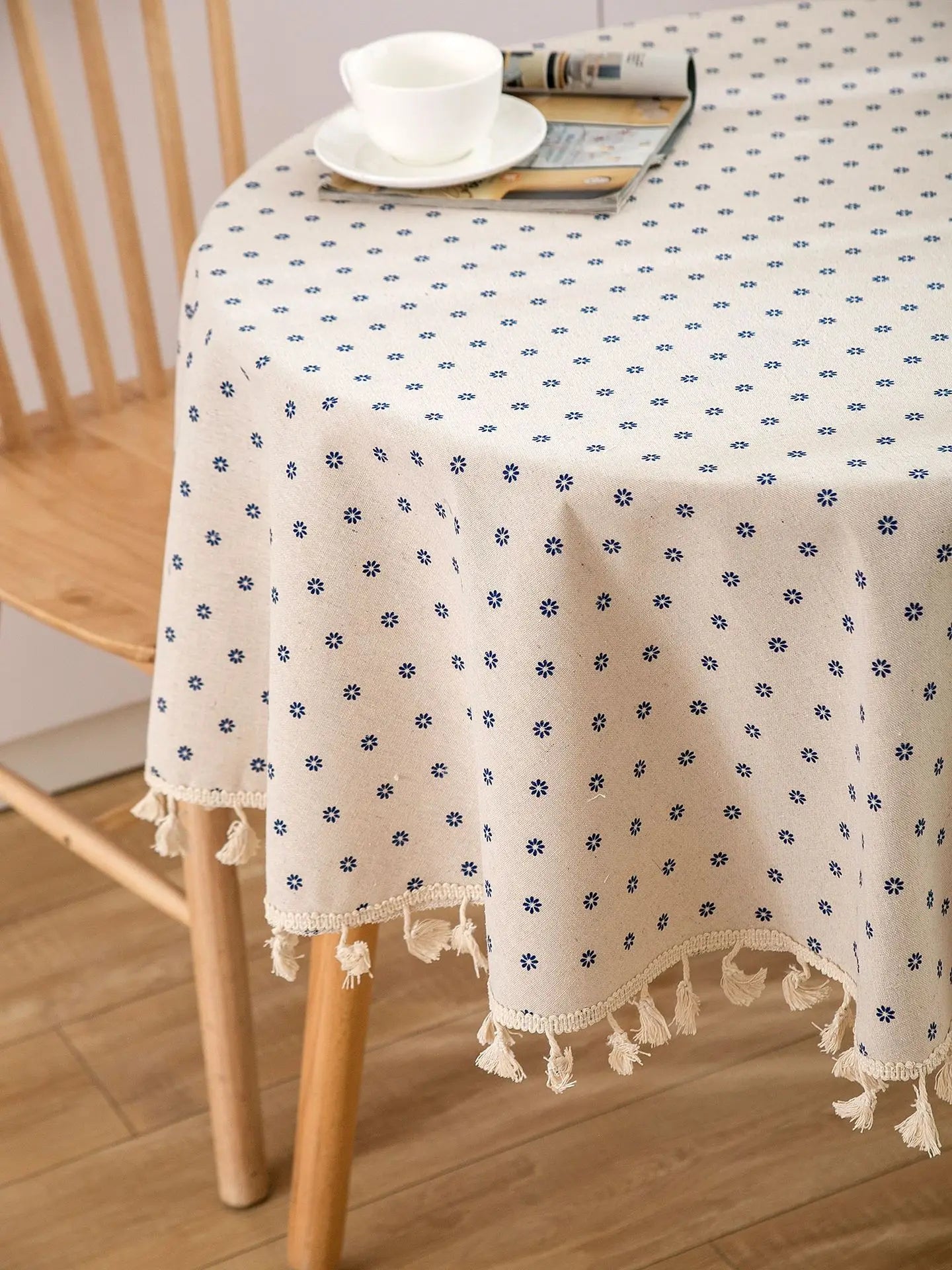 Round Tablecloth with Tassel Dust-Proof Floret Circular Cover - Brasss Living